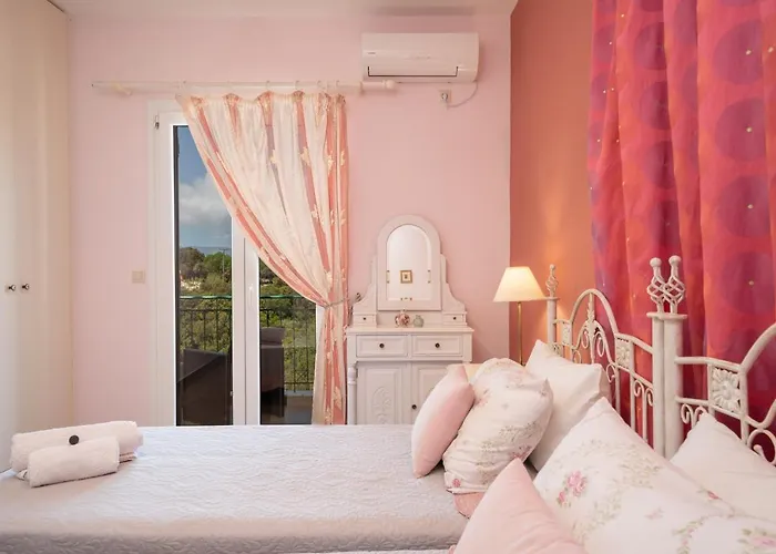Superb With Private Pool Peaceful Location Sami (Kefalonia)