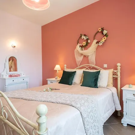 Superb With Private Pool Peaceful Location Σάμη