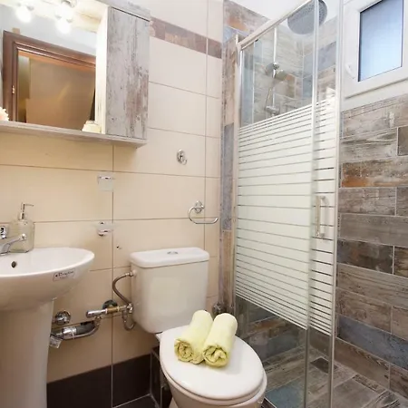 Superb With Private Pool Peaceful Location Σάμη