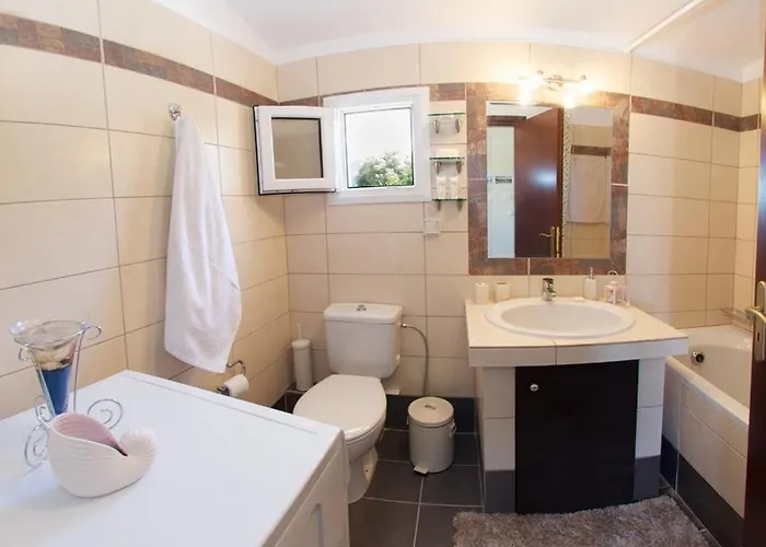 Superb With Private Pool Peaceful Location Вилла Сами