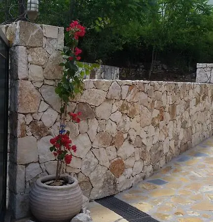 Superb With Private Pool Peaceful Location 빌라 *